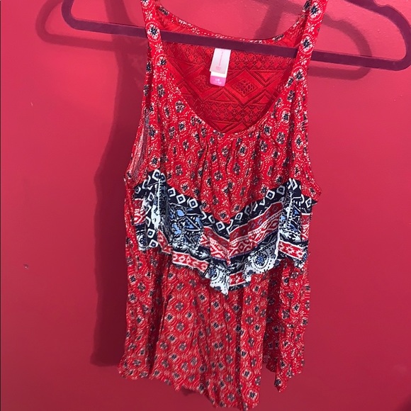 sleeveless flow top - Picture 1 of 2